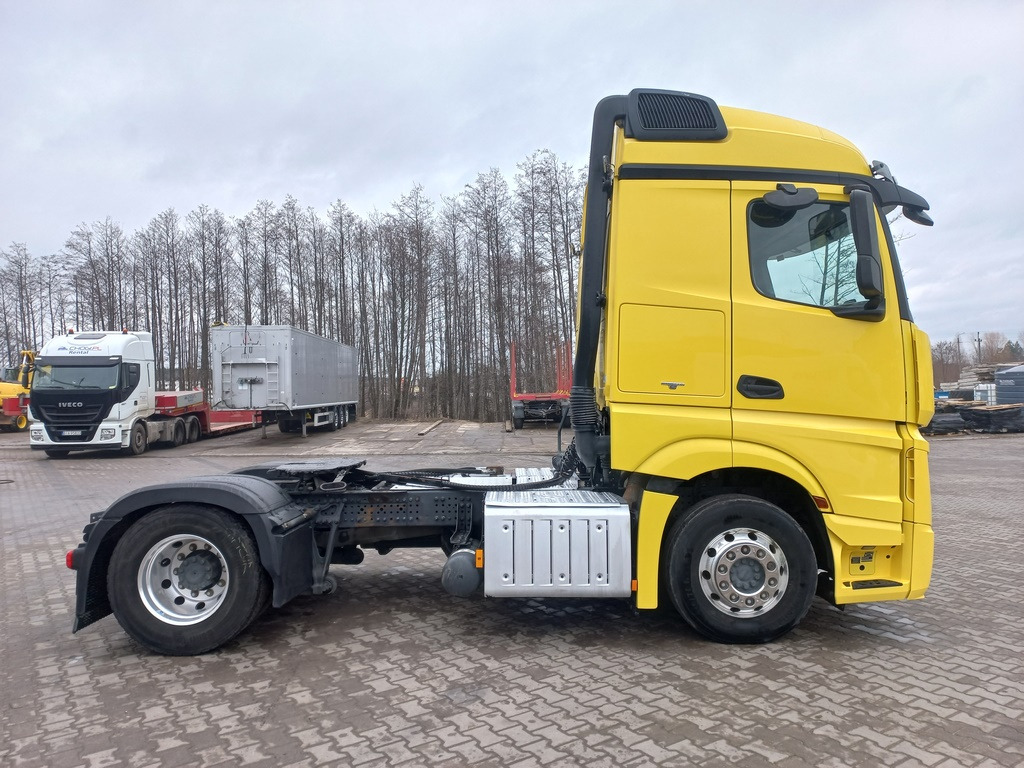 Mercedes-Benz ACTROS 1845 LS - Cabeza tractora: foto 5 Mercedes-Benz ACTROS 1845 LS - Cabeza tractora: foto 5