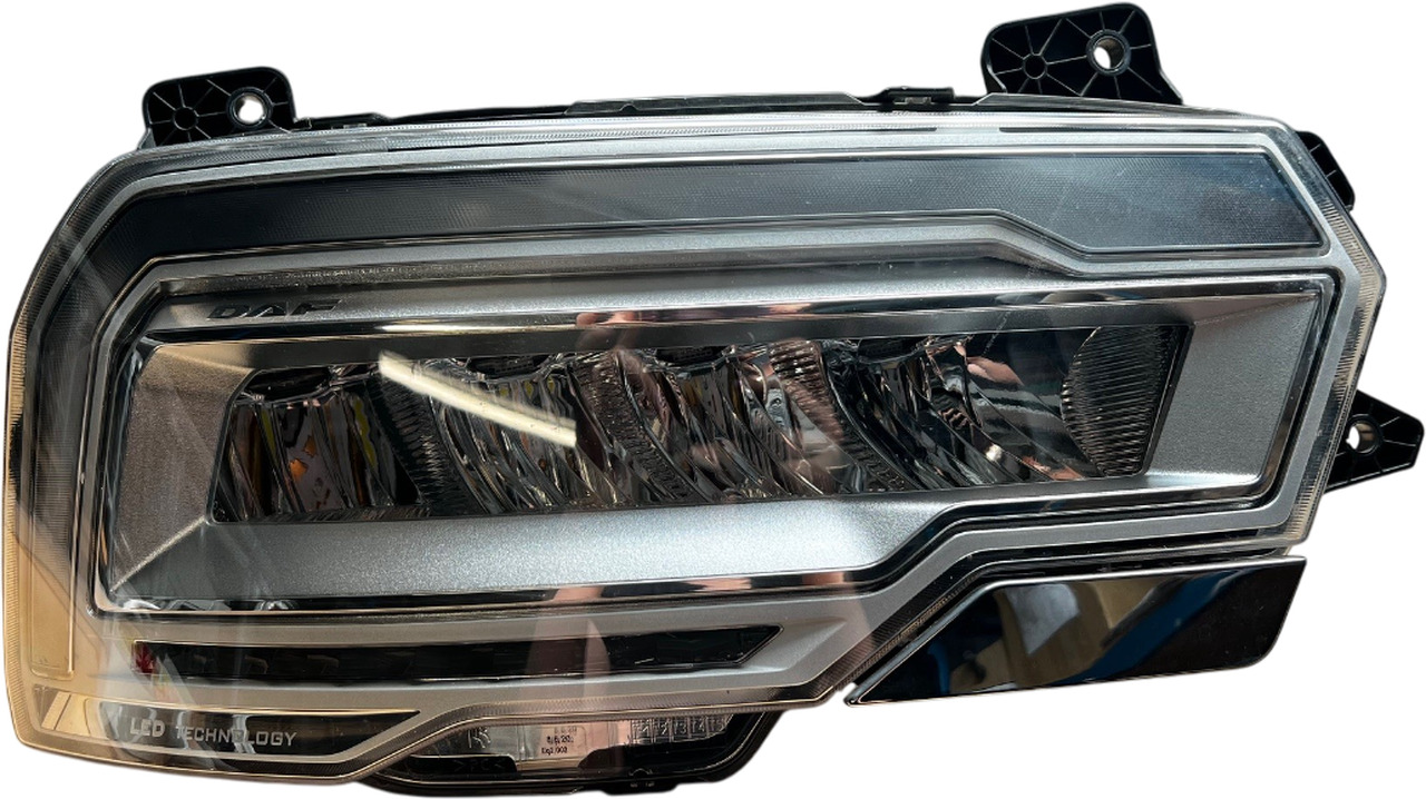 DAF XD XF XG LED KOPLAMP RH | GEBRUIKT | 2188931U - Faro delantero para Camión: foto 1 DAF XD XF XG LED KOPLAMP RH | GEBRUIKT | 2188931U - Faro delantero para Camión: foto 1
