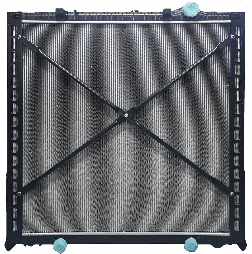 DAF XF 106 WATER RADIATEUR MET RAND 1940146a - Radiador para Camión: foto 1 DAF XF 106 WATER RADIATEUR MET RAND 1940146a - Radiador para Camión: foto 1