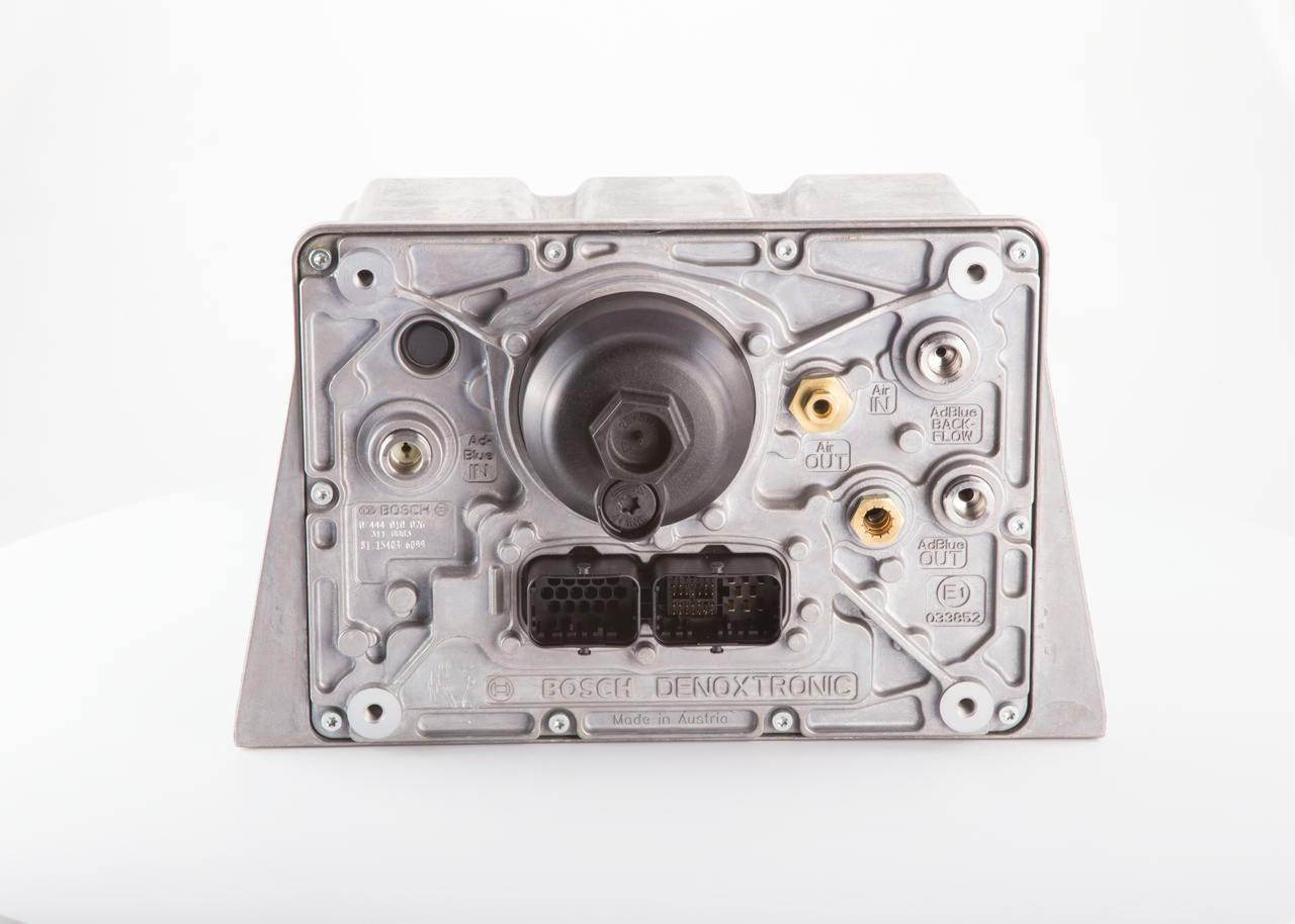 MAN TGS-X 09-16- BOSCH ADBLUE UNIT OE | +BORG | 81154036099 - Sistema de combustible para Camión: foto 1 MAN TGS-X 09-16- BOSCH ADBLUE UNIT OE | +BORG | 81154036099 - Sistema de combustible para Camión: foto 1