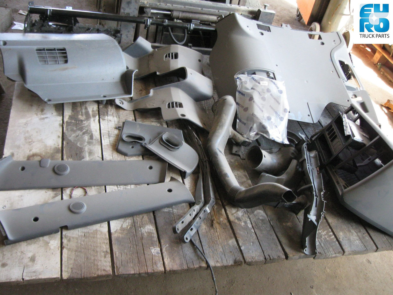 SCANIA 8x4 2005-2018 ,CAB. P230 RHD - LHD EXCHANGE SET 000024 - Carrocería y exterior para Camión: foto 3 SCANIA 8x4 2005-2018 ,CAB. P230 RHD - LHD EXCHANGE SET 000024 - Carrocería y exterior para Camión: foto 3