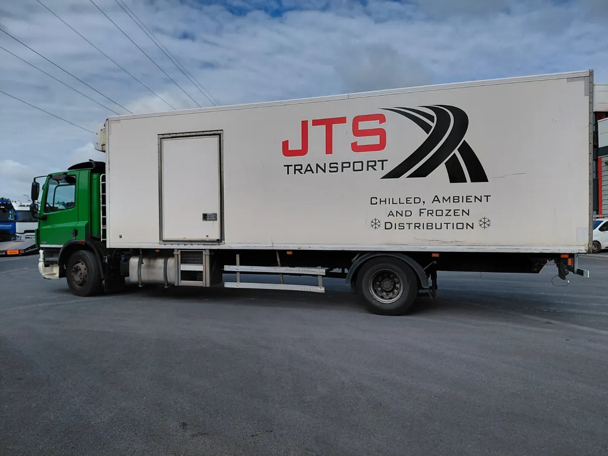 Leasing de 2013 DAF FRIDGE BODY FACF65 300 2DR 2013 DAF FRIDGE BODY FACF65 300 2DR: foto 7 Leasing de 2013 DAF FRIDGE BODY FACF65 300 2DR 2013 DAF FRIDGE BODY FACF65 300 2DR: foto 7