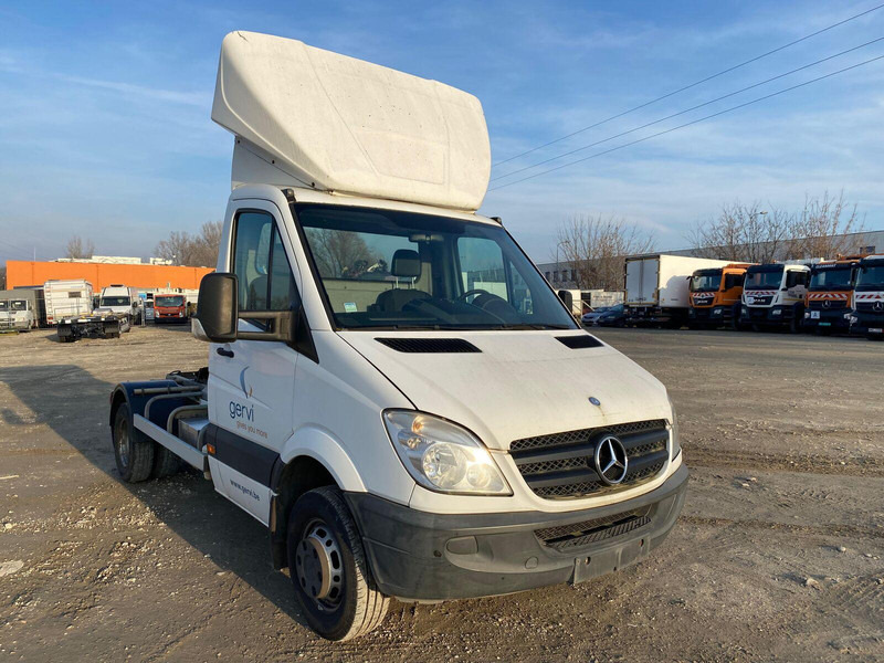 Mercedes-Benz Sprinter 515 - BE Mini Trekker - SZM - 3.5t - Cabeza tractora: foto 2 Mercedes-Benz Sprinter 515 - BE Mini Trekker - SZM - 3.5t - Cabeza tractora: foto 2