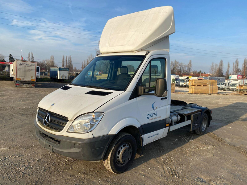 Mercedes-Benz Sprinter 515 - BE Mini Trekker - SZM - 3.5t - Cabeza tractora: foto 1 Mercedes-Benz Sprinter 515 - BE Mini Trekker - SZM - 3.5t - Cabeza tractora: foto 1