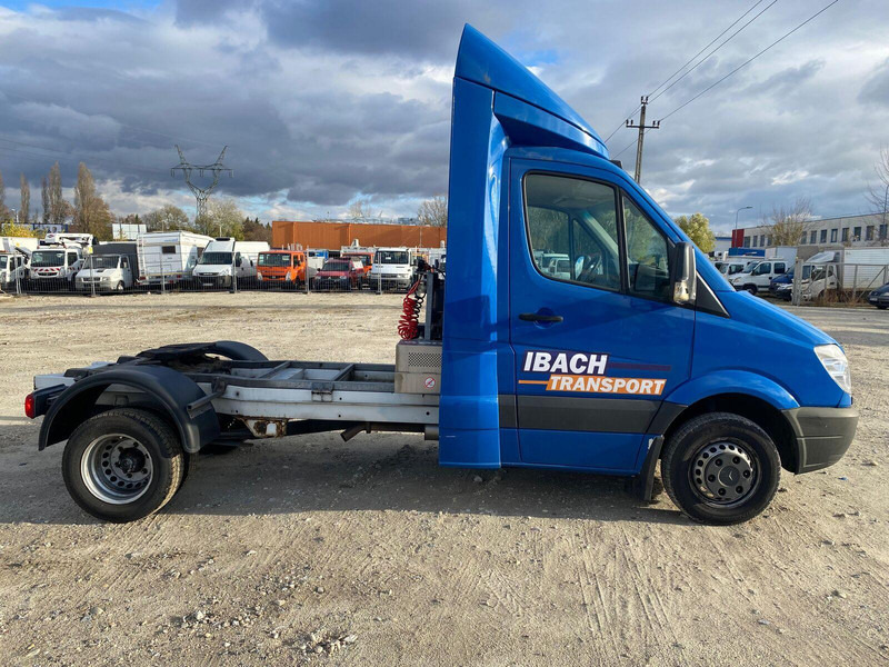 Mercedes-Benz Sprinter 519 - BE Mini Trekker - SZM - 3.5t - Cabeza tractora: foto 4 Mercedes-Benz Sprinter 519 - BE Mini Trekker - SZM - 3.5t - Cabeza tractora: foto 4
