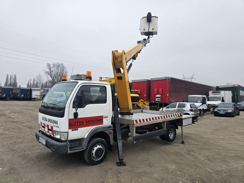 Leasing de Nissan Cabstar 35.10 - Socage Lifting Basket - 16m Nissan Cabstar 35.10 - Socage Lifting Basket - 16m: foto 9 Leasing de Nissan Cabstar 35.10 - Socage Lifting Basket - 16m Nissan Cabstar 35.10 - Socage Lifting Basket - 16m: foto 9