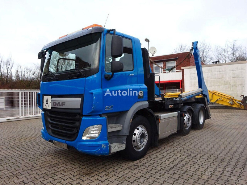 DAF CF 440 - Skip loader - Camión portacontenedor de cadenas: foto 3 DAF CF 440 - Skip loader - Camión portacontenedor de cadenas: foto 3