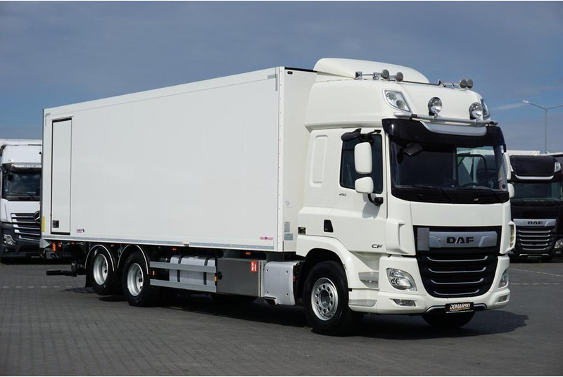 DAF CF 450 / E 6 / ACC / CHŁODNIA + WINDA / 21 PALET / MULTITEMPERAT - Camión frigorífico: foto 2 DAF CF 450 / E 6 / ACC / CHŁODNIA + WINDA / 21 PALET / MULTITEMPERAT - Camión frigorífico: foto 2