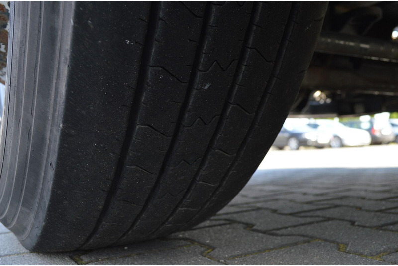 Camión frigorífico DAF LF 310: foto 12