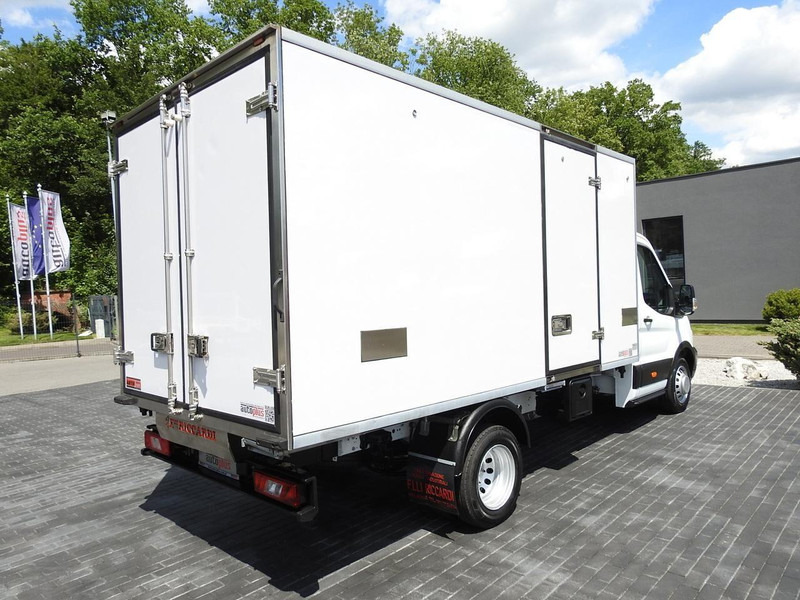 Ford TRANSIT CHŁODNIA KONTENER 0*C ZASILANIE 230V TEMPOMAT KLIMATYZAC - Furgoneta frigorifica: foto 3 Ford TRANSIT CHŁODNIA KONTENER 0*C ZASILANIE 230V TEMPOMAT KLIMATYZAC - Furgoneta frigorifica: foto 3