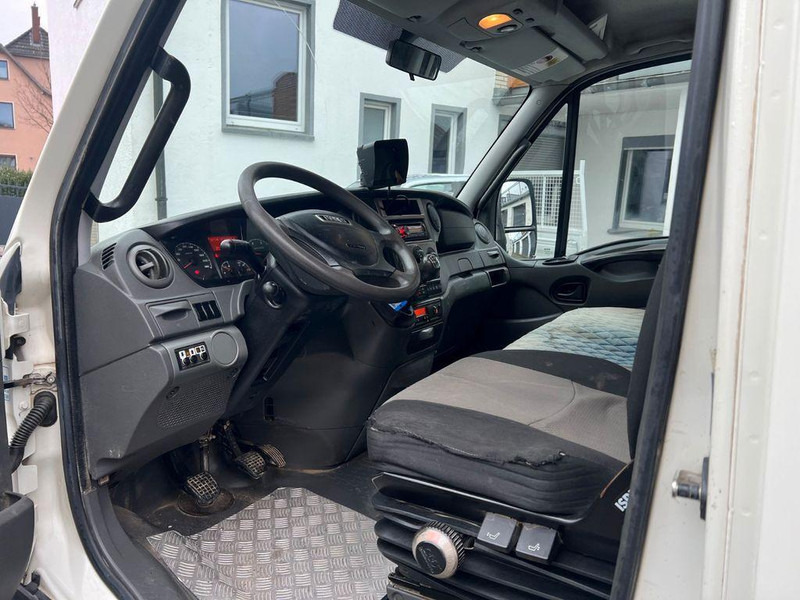 Iveco 70C17 3 way tipper - Camión volquete: foto 5 Iveco 70C17 3 way tipper - Camión volquete: foto 5