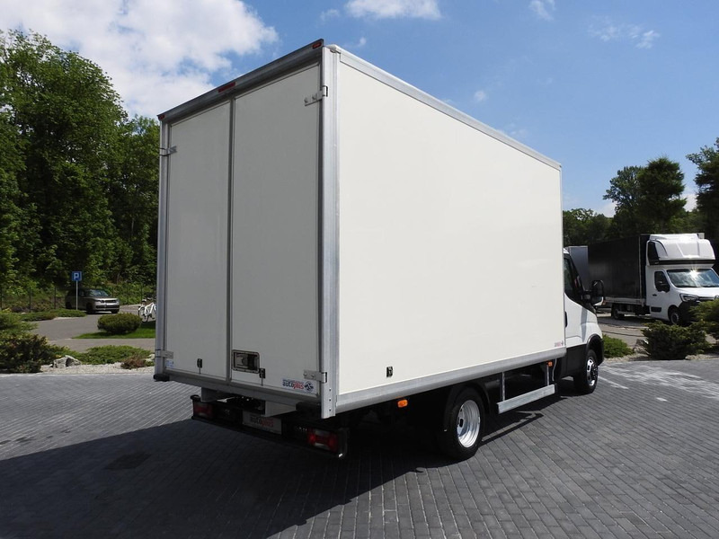 Iveco DAILY 35C14 KONTENER 8 PALET TEMPOMAT KLIMATYZACJA BLIŹNIACZE K - Furgoneta caja cerrada: foto 3 Iveco DAILY 35C14 KONTENER 8 PALET TEMPOMAT KLIMATYZACJA BLIŹNIACZE K - Furgoneta caja cerrada: foto 3