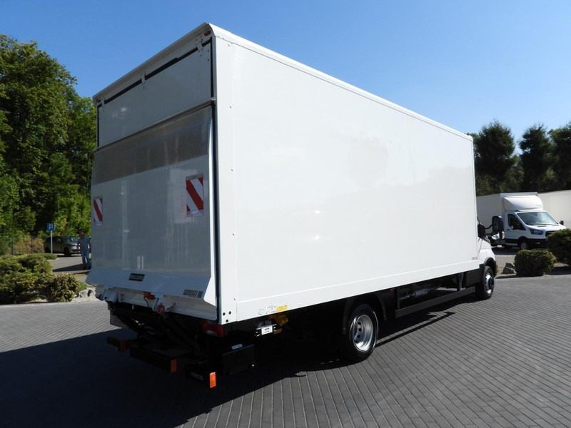 Iveco DAILY 72C18 WINDA 14 PALET TEMPOMAT PNEUMATYKA AUTOMAT HI-MATIC - Camión caja cerrada: foto 3 Iveco DAILY 72C18 WINDA 14 PALET TEMPOMAT PNEUMATYKA AUTOMAT HI-MATIC - Camión caja cerrada: foto 3