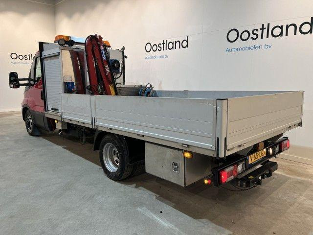 Iveco Daily 35C16 Flatbed + Crane HMF 252 T2 - Furgoneta caja abierta: foto 5 Iveco Daily 35C16 Flatbed + Crane HMF 252 T2 - Furgoneta caja abierta: foto 5