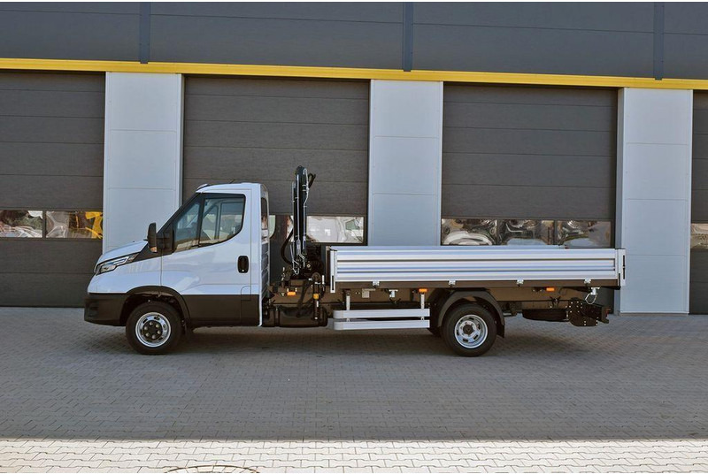 Iveco Daily 50C21H 3 way tipper + crane Hiab T-CLX 029 - Camión volquete, Camión grúa: foto 2 Iveco Daily 50C21H 3 way tipper + crane Hiab T-CLX 029 - Camión volquete, Camión grúa: foto 2