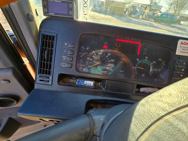 Leasing de Mercedes-Benz 1823 Econic 6x2 - Garbage Truck Mercedes-Benz 1823 Econic 6x2 - Garbage Truck: foto 15 Leasing de Mercedes-Benz 1823 Econic 6x2 - Garbage Truck Mercedes-Benz 1823 Econic 6x2 - Garbage Truck: foto 15