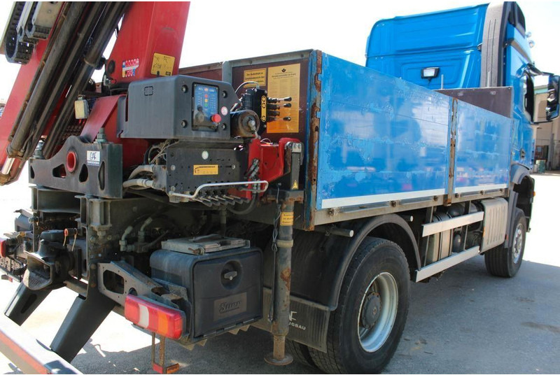 Mercedes-Benz 1848 4x4 Crane HMF 1820 - Camión caja abierta, Camión grúa: foto 4 Mercedes-Benz 1848 4x4 Crane HMF 1820 - Camión caja abierta, Camión grúa: foto 4