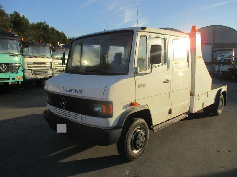 Mercedes-Benz 711D - Doka towing truck - Grua de remolque autos: foto 1 Mercedes-Benz 711D - Doka towing truck - Grua de remolque autos: foto 1