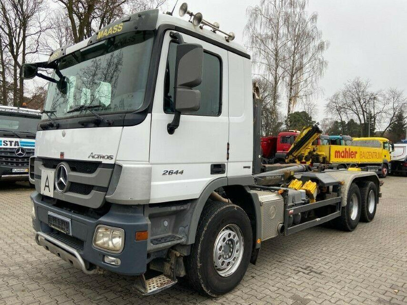Mercedes-Benz ACTROS 2644 - Camión multibasculante: foto 2 Mercedes-Benz ACTROS 2644 - Camión multibasculante: foto 2