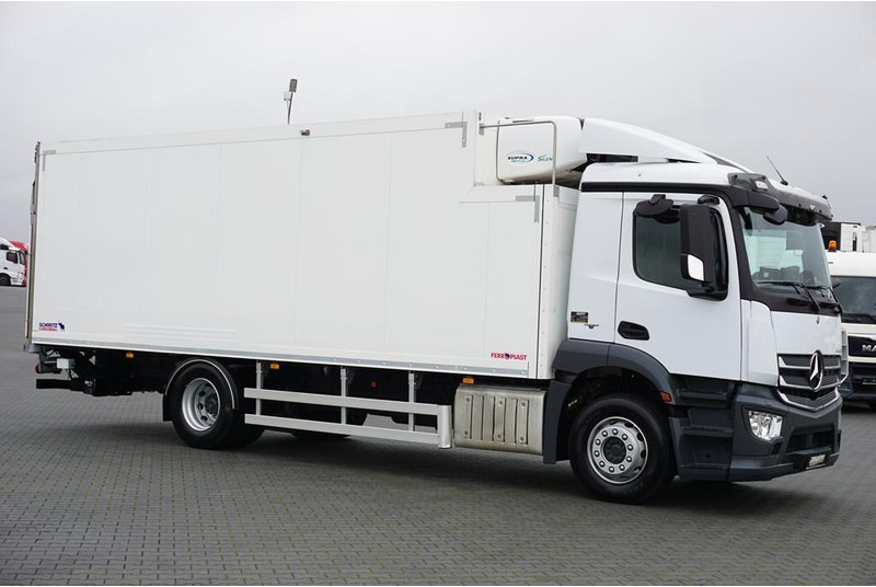 Mercedes-Benz ANTOS / 1830 / EURO 6 / CHŁODNIA + WINDA / 18 PALET - Camión frigorífico: foto 4 Mercedes-Benz ANTOS / 1830 / EURO 6 / CHŁODNIA + WINDA / 18 PALET - Camión frigorífico: foto 4