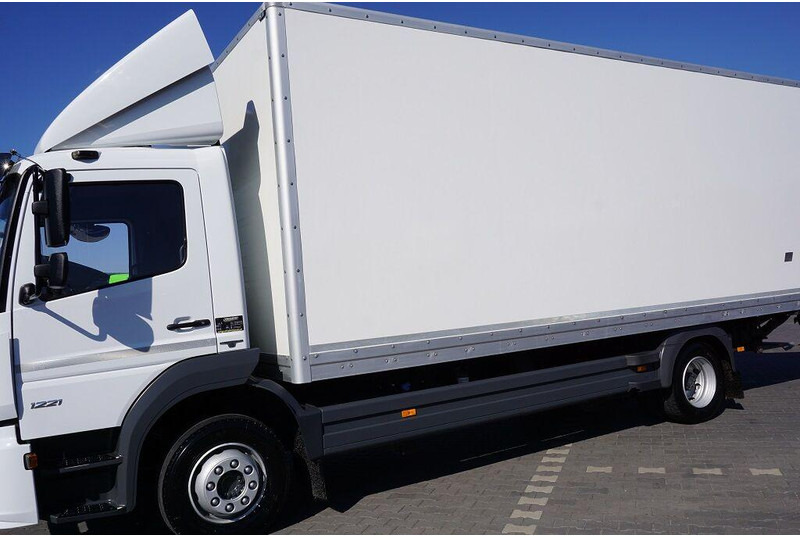 Camión caja cerrada Mercedes-Benz ATEGO / 1221 / ACC / EURO 6 / KONTENER + WINDA / 17 PALET: foto 15 Camión caja cerrada Mercedes-Benz ATEGO / 1221 / ACC / EURO 6 / KONTENER + WINDA / 17 PALET: foto 15