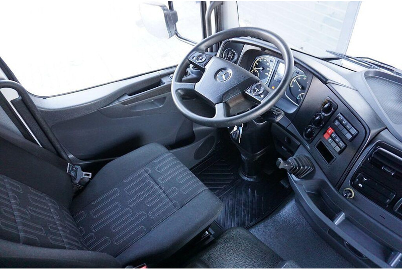 Camión caja cerrada Mercedes-Benz ATEGO / 1221 / ACC / EURO 6 / KONTENER + WINDA / 17 PALET: foto 13 Camión caja cerrada Mercedes-Benz ATEGO / 1221 / ACC / EURO 6 / KONTENER + WINDA / 17 PALET: foto 13