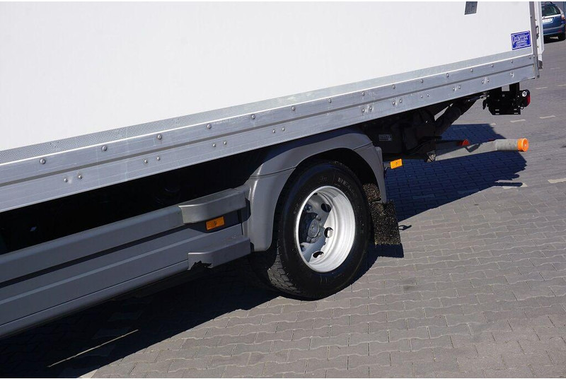 Camión caja cerrada Mercedes-Benz ATEGO / 1221 / ACC / EURO 6 / KONTENER + WINDA / 17 PALET: foto 19 Camión caja cerrada Mercedes-Benz ATEGO / 1221 / ACC / EURO 6 / KONTENER + WINDA / 17 PALET: foto 19