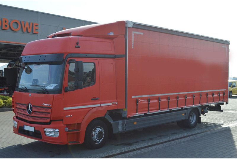 Mercedes-Benz ATEGO 824 EURO 6 1.HAND CURTAINE TILT - Camión lona: foto 1 Mercedes-Benz ATEGO 824 EURO 6 1.HAND CURTAINE TILT - Camión lona: foto 1