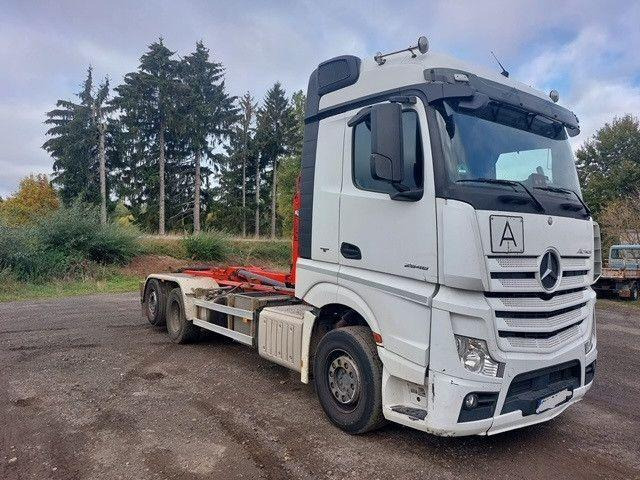 Mercedes-Benz Actros 2646 - Camión multibasculante: foto 2 Mercedes-Benz Actros 2646 - Camión multibasculante: foto 2