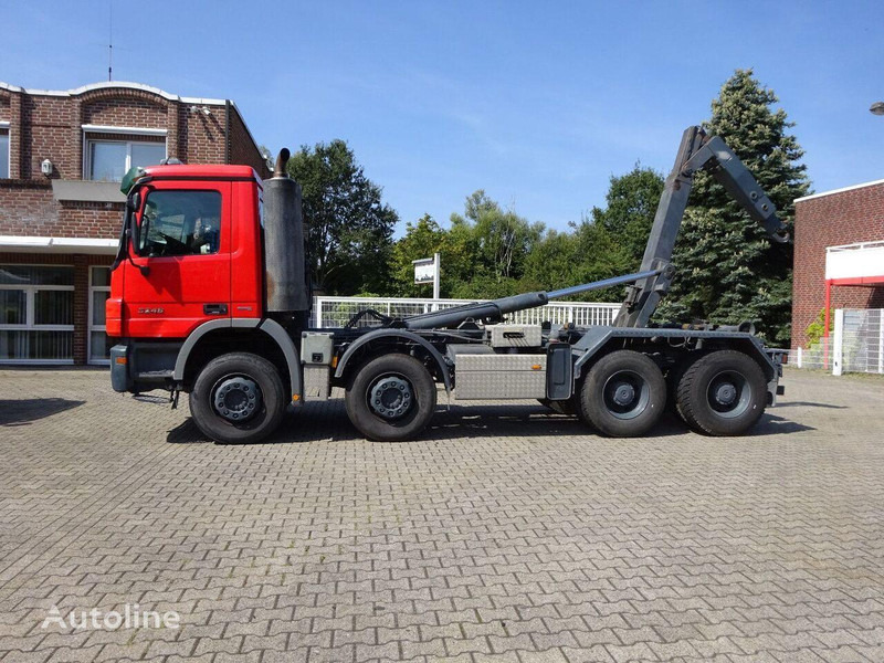 Mercedes-Benz Actros 3246 - Hook lift truck - Camión multibasculante: foto 4 Mercedes-Benz Actros 3246 - Hook lift truck - Camión multibasculante: foto 4