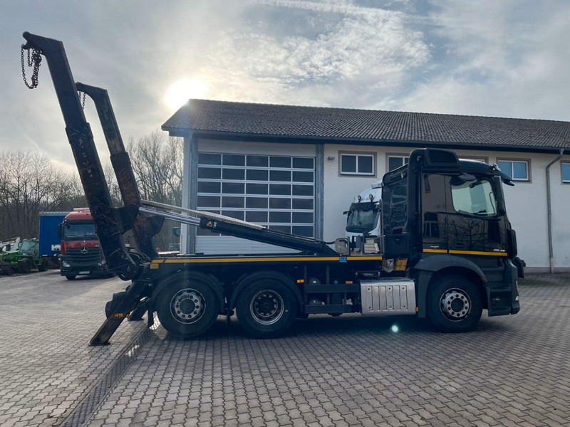 Mercedes-Benz Antos 2545 - Meiller AK 16 MT Absetzkipper - Camión portacontenedor de cadenas: foto 3 Mercedes-Benz Antos 2545 - Meiller AK 16 MT Absetzkipper - Camión portacontenedor de cadenas: foto 3