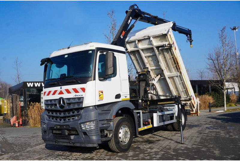 Mercedes-Benz Arocs 1833 3-Way Tipper Crane HIAB X-DUO 128 B - Camión volquete, Camión grúa: foto 2 Mercedes-Benz Arocs 1833 3-Way Tipper Crane HIAB X-DUO 128 B - Camión volquete, Camión grúa: foto 2