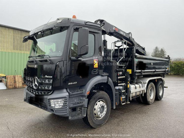 Mercedes-Benz Arocs 2640 - Camión volquete, Camión grúa: foto 1 Mercedes-Benz Arocs 2640 - Camión volquete, Camión grúa: foto 1