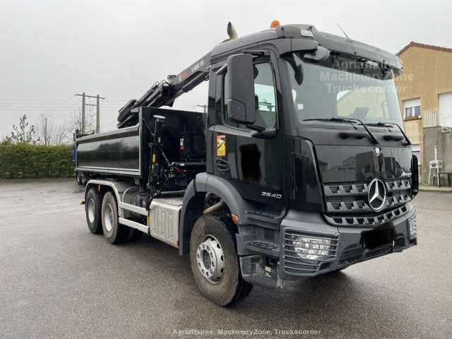Mercedes-Benz Arocs 2640 - Camión volquete, Camión grúa: foto 3 Mercedes-Benz Arocs 2640 - Camión volquete, Camión grúa: foto 3