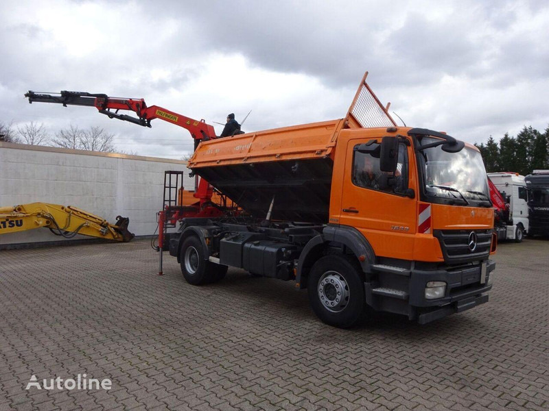 Mercedes-Benz Axor 1833 - Camión volquete, Camión grúa: foto 4 Mercedes-Benz Axor 1833 - Camión volquete, Camión grúa: foto 4