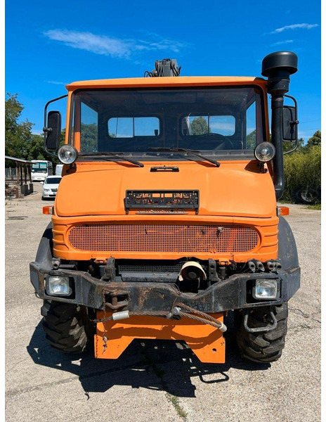 Mercedes-Benz UNIMOG - Camión volquete, Camión grúa: foto 2 Mercedes-Benz UNIMOG - Camión volquete, Camión grúa: foto 2