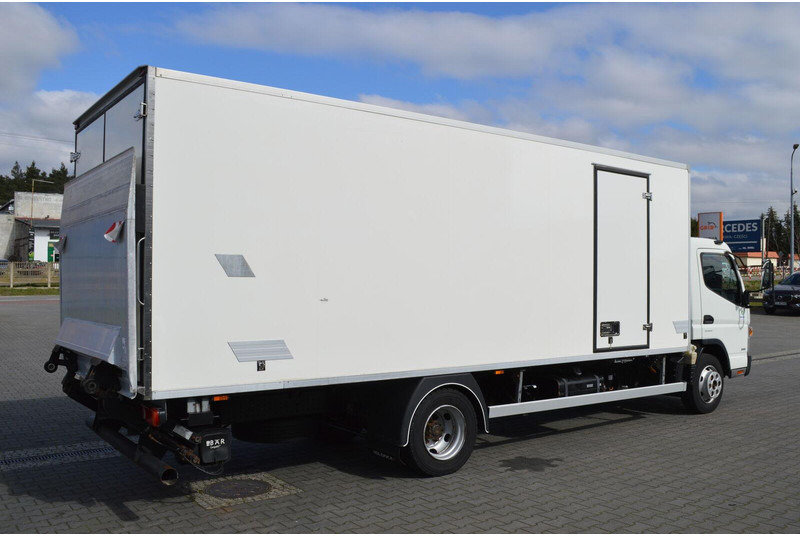 Mitsubishi FUSO CANTER 7C15 REFRIGERATOR + LIFT + DOOR + SIDE DOOR - Camión frigorífico: foto 4 Mitsubishi FUSO CANTER 7C15 REFRIGERATOR + LIFT + DOOR + SIDE DOOR - Camión frigorífico: foto 4