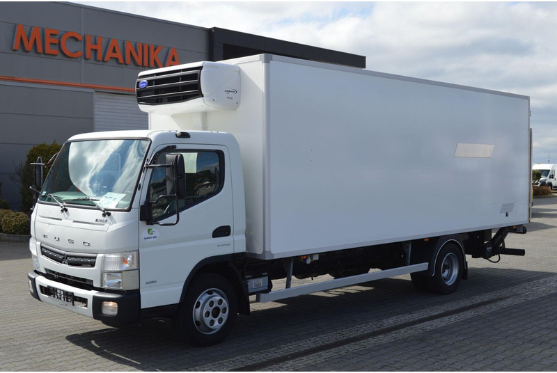 Mitsubishi FUSO CANTER 7C15 REFRIGERATOR + LIFT + DOOR + SIDE DOOR - Camión frigorífico: foto 1 Mitsubishi FUSO CANTER 7C15 REFRIGERATOR + LIFT + DOOR + SIDE DOOR - Camión frigorífico: foto 1