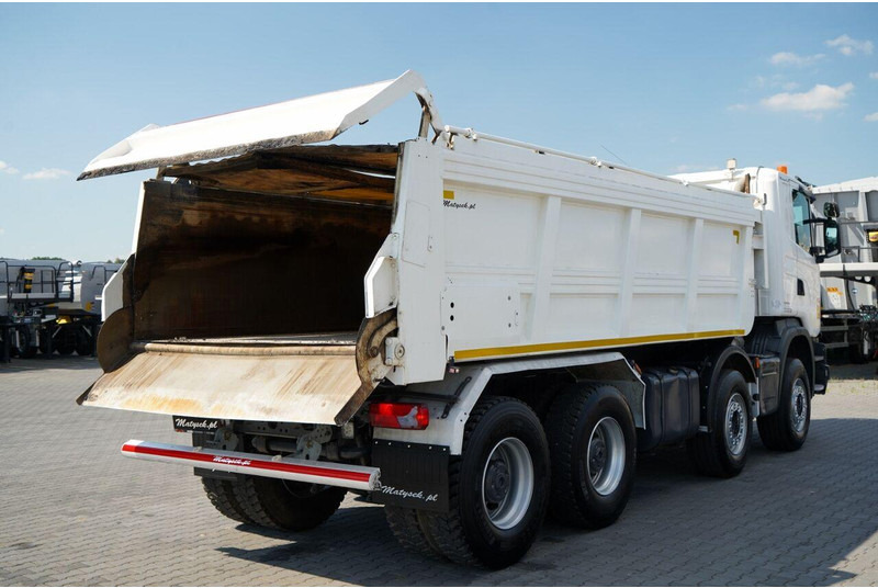 Scania G 410 / 8X4 / ZABUDOWA SAMOWYŁADOWCZA DO ASFALTU / 2X HYDROKLAPA - Pavimentadora de asfalto: foto 4 Scania G 410 / 8X4 / ZABUDOWA SAMOWYŁADOWCZA DO ASFALTU / 2X HYDROKLAPA - Pavimentadora de asfalto: foto 4