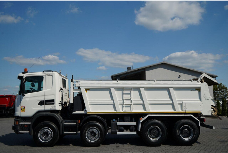 Scania G 410 / 8X4 / ZABUDOWA SAMOWYŁADOWCZA DO ASFALTU / 2X HYDROKLAPA - Pavimentadora de asfalto: foto 3 Scania G 410 / 8X4 / ZABUDOWA SAMOWYŁADOWCZA DO ASFALTU / 2X HYDROKLAPA - Pavimentadora de asfalto: foto 3