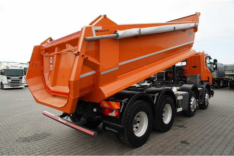 Camión volquete Scania P 410 / 8x4 / WYWROTKA TYLNOZSYPOWA / ALUFELGI / OPONY 100% / MA: foto 7