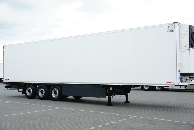 Schmitz Cargobull CHŁODNIA / CARRIER VECTOR 1350 - Semirremolque frigorífico: foto 4 Schmitz Cargobull CHŁODNIA / CARRIER VECTOR 1350 - Semirremolque frigorífico: foto 4