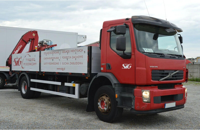 Volvo FE 18.320 FLATBED CRANE - Camión caja abierta, Camión grúa: foto 3 Volvo FE 18.320 FLATBED CRANE - Camión caja abierta, Camión grúa: foto 3