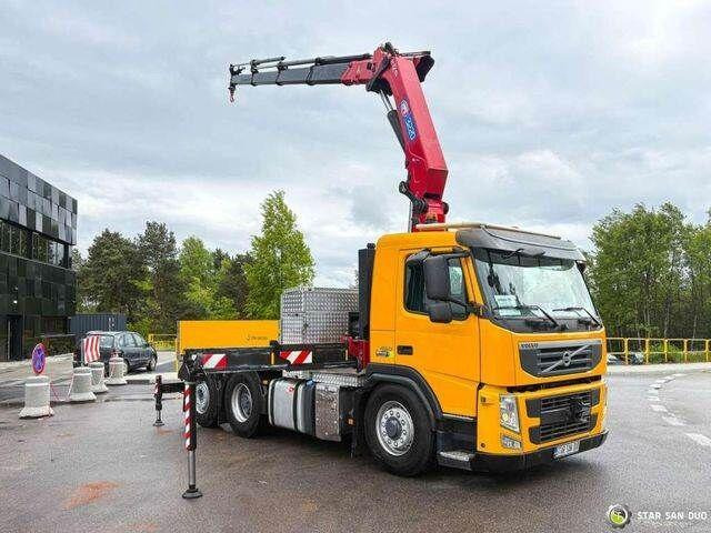 Volvo FM 460 6x4x4 HMF 3220 Crane HDS - Camión caja abierta, Camión grúa: foto 2 Volvo FM 460 6x4x4 HMF 3220 Crane HDS - Camión caja abierta, Camión grúa: foto 2