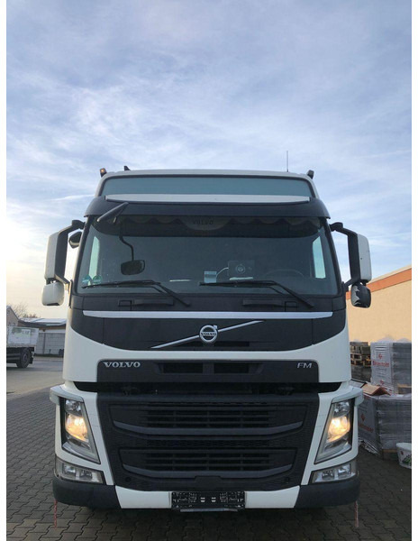 Volvo FM 460 - Camión caja abierta, Camión grúa: foto 2 Volvo FM 460 - Camión caja abierta, Camión grúa: foto 2