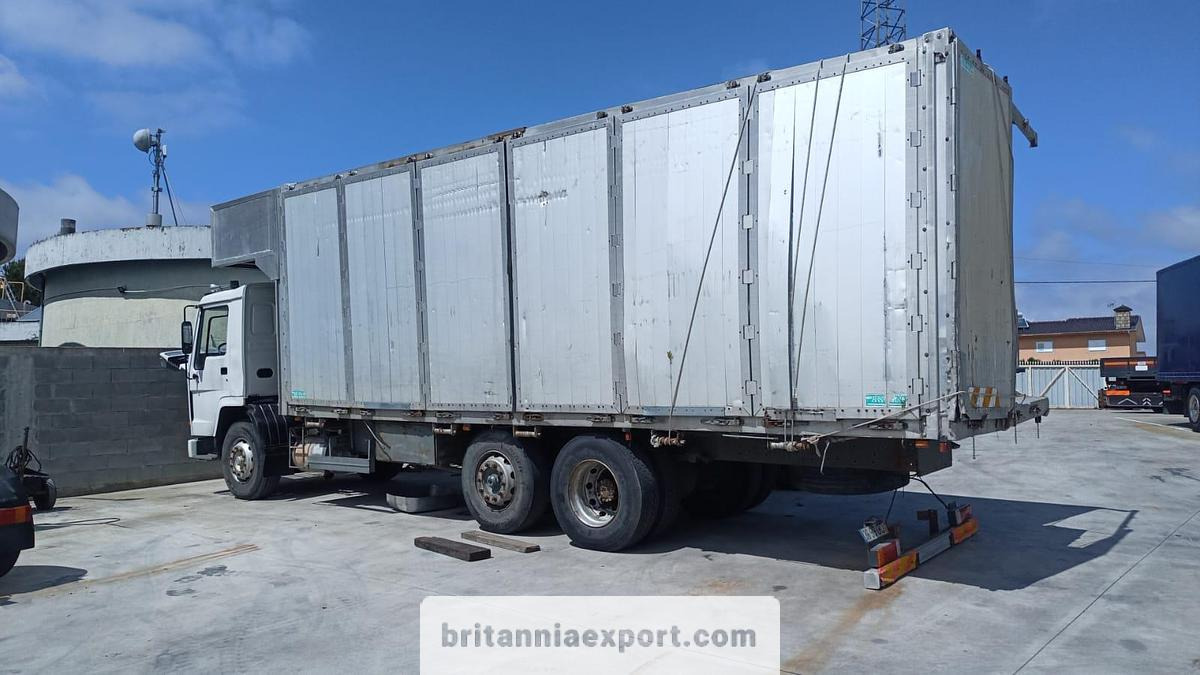 VOLVO FL7 260 Intercooler 6X2 Tipper – 26 Ton | 8 Tyres | Export Ready - Camión volquete: foto 2 VOLVO FL7 260 Intercooler 6X2 Tipper – 26 Ton | 8 Tyres | Export Ready - Camión volquete: foto 2