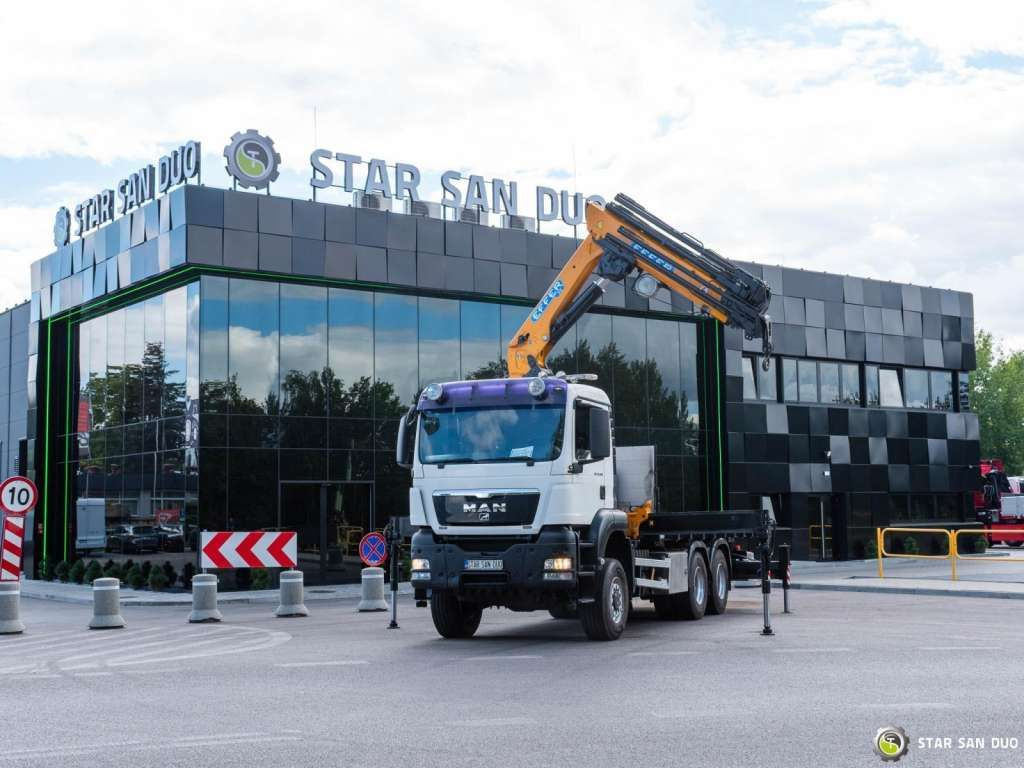 Leasing de  MAN  TGS 33.400 6x6 BL EFFER 315/8S  HDS Crane 2019 MAN  TGS 33.400 6x6 BL EFFER 315/8S  HDS Crane 2019: foto 6