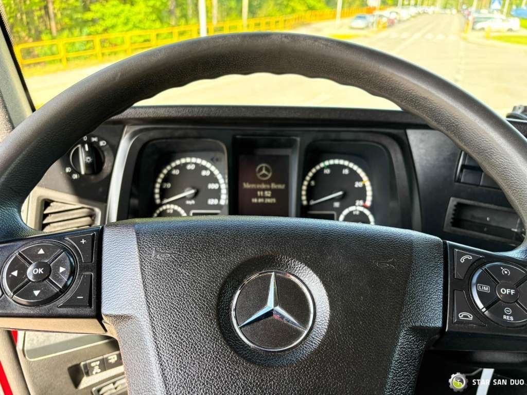 Leasing de  Mercedes-Benz  AROCS 3345 6x6 HMF 3220 Winch Crane tipper Mercedes-Benz  AROCS 3345 6x6 HMF 3220 Winch Crane tipper: foto 12