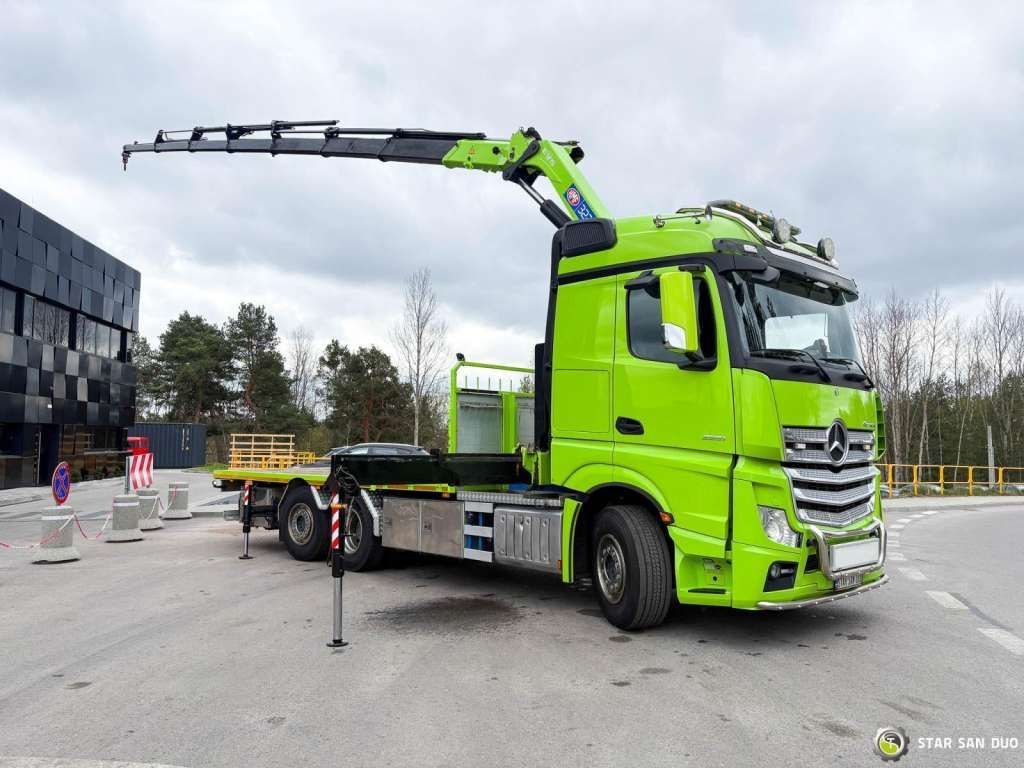 Mercedes-Benz Actros 6x2 HMF 3220 K7 Crane Mercedes-Benz Actros 6x2 HMF 3220 K7 Crane - Camión grúa, Camión caja abierta: foto 2 Mercedes-Benz Actros 6x2 HMF 3220 K7 Crane Mercedes-Benz Actros 6x2 HMF 3220 K7 Crane - Camión grúa, Camión caja abierta: foto 2