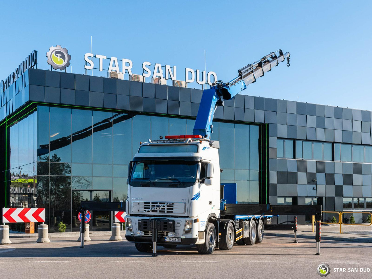 - Camión grúa: foto 1 - Camión grúa: foto 1